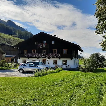 Huebgut Bruck an der Grossglocknerstrasse
